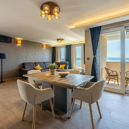 Dolly Lux Apartmán *