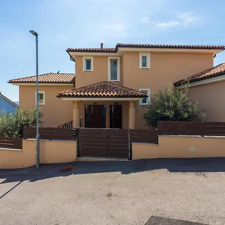 Apartmán Dolly Lux *