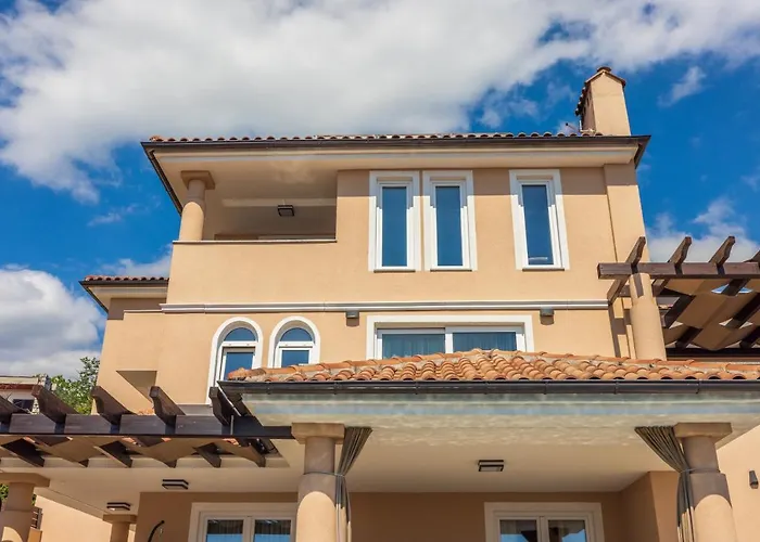 شقة Dolly Lux تْسْغيكفانِتْسا